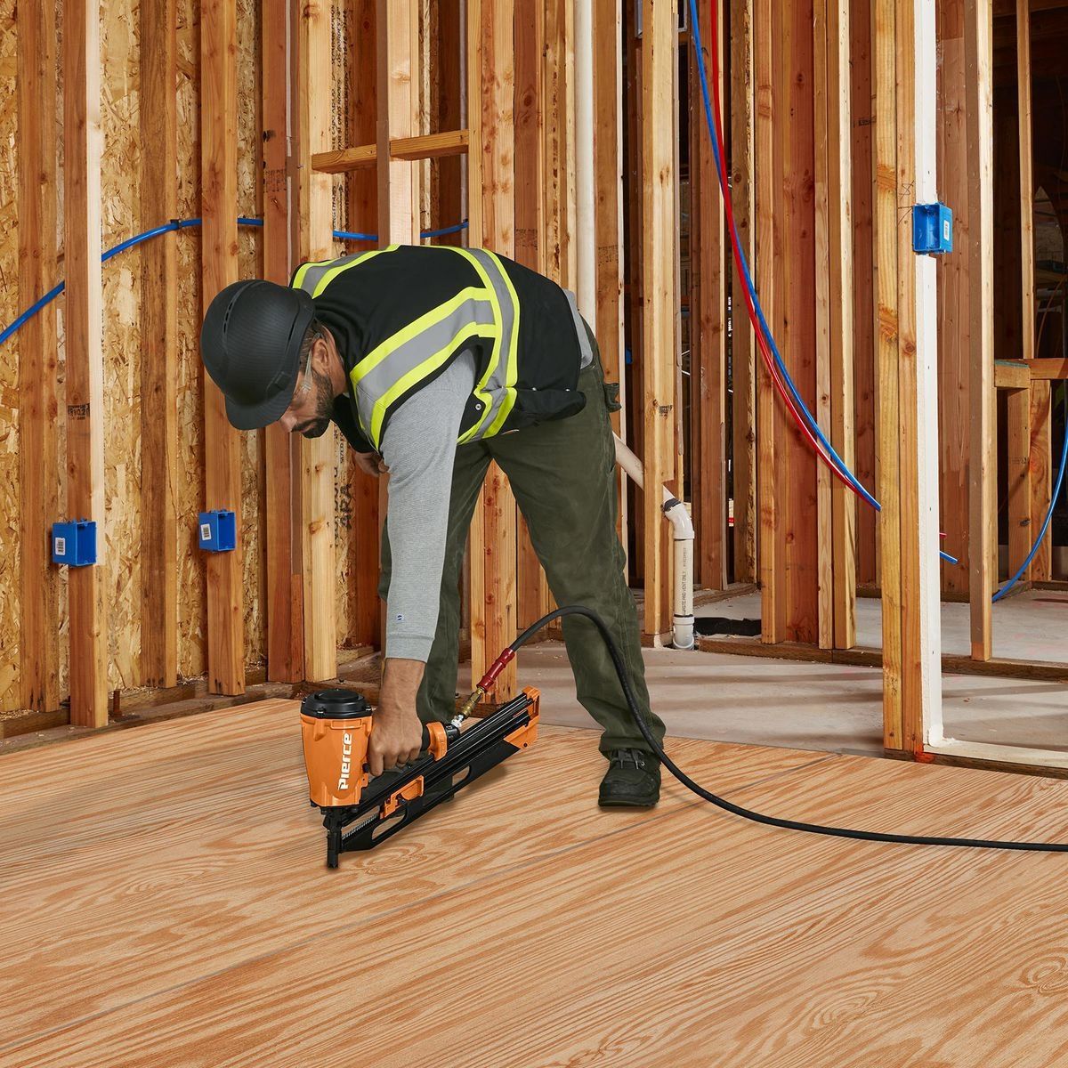 PIERCE 30° Professional Framing Nailer2