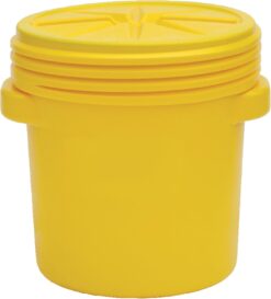 Eagle 20 Gallon Plastic Drum with Lid, Screw-On Lid, 20.8