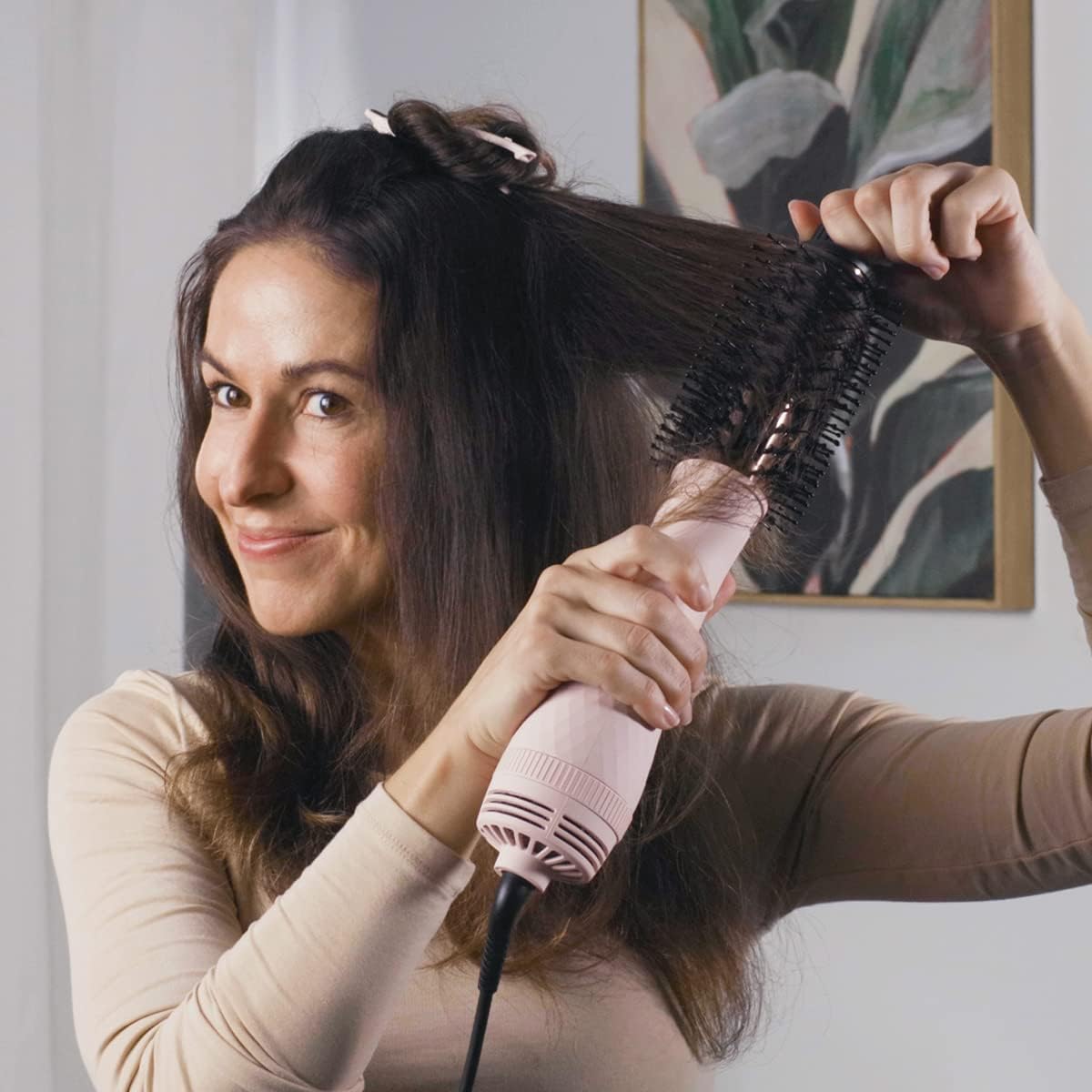 L'ANGE HAIR Le Volume 2-in-1 Titanium Blow Dryer Brush Hot Air Brush in One with Oval Barrel Hair Styler for Smooth, Frizz-Free Results for All Hair Types (Blush - 75 mm)2