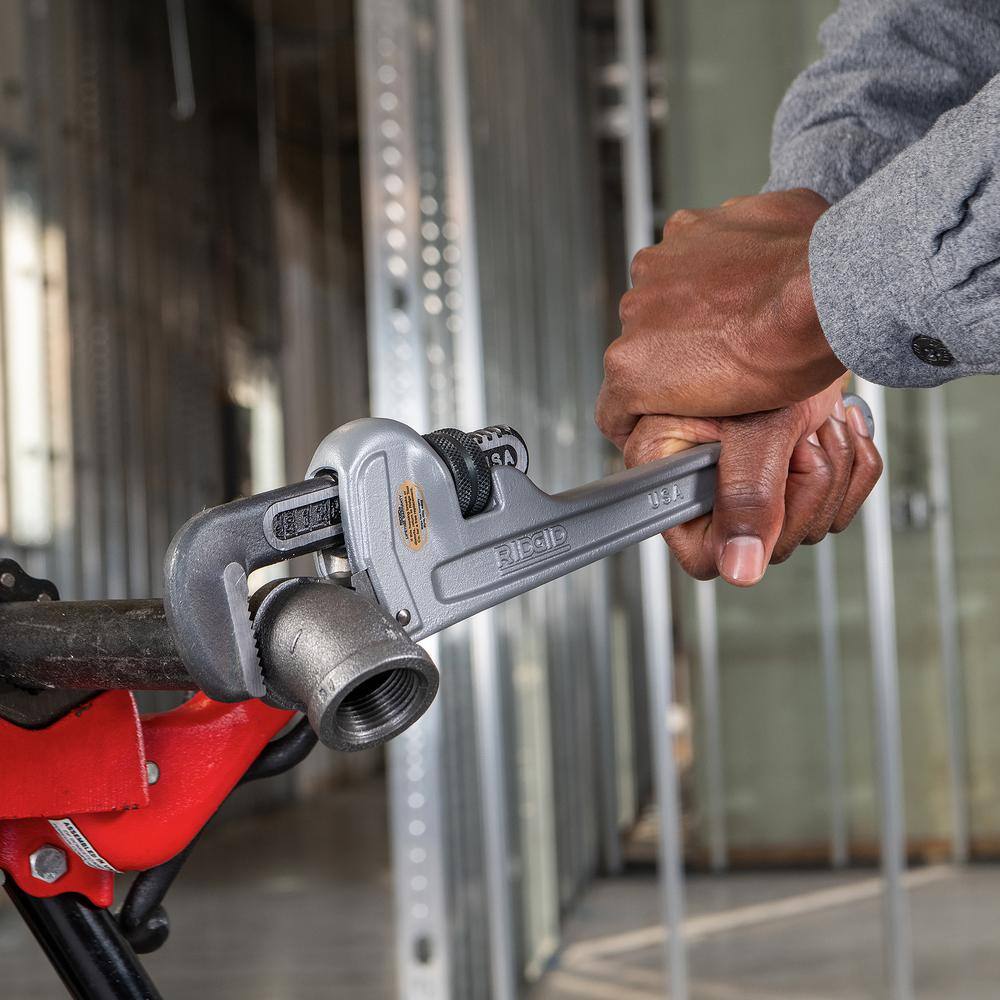 RIDGID 31095 14 in. Aluminum Straight Pipe Wrench for Plumbing, Sturdy Plumbing Pipe Tool with Self Cleaning Threads and Hook Jaws11