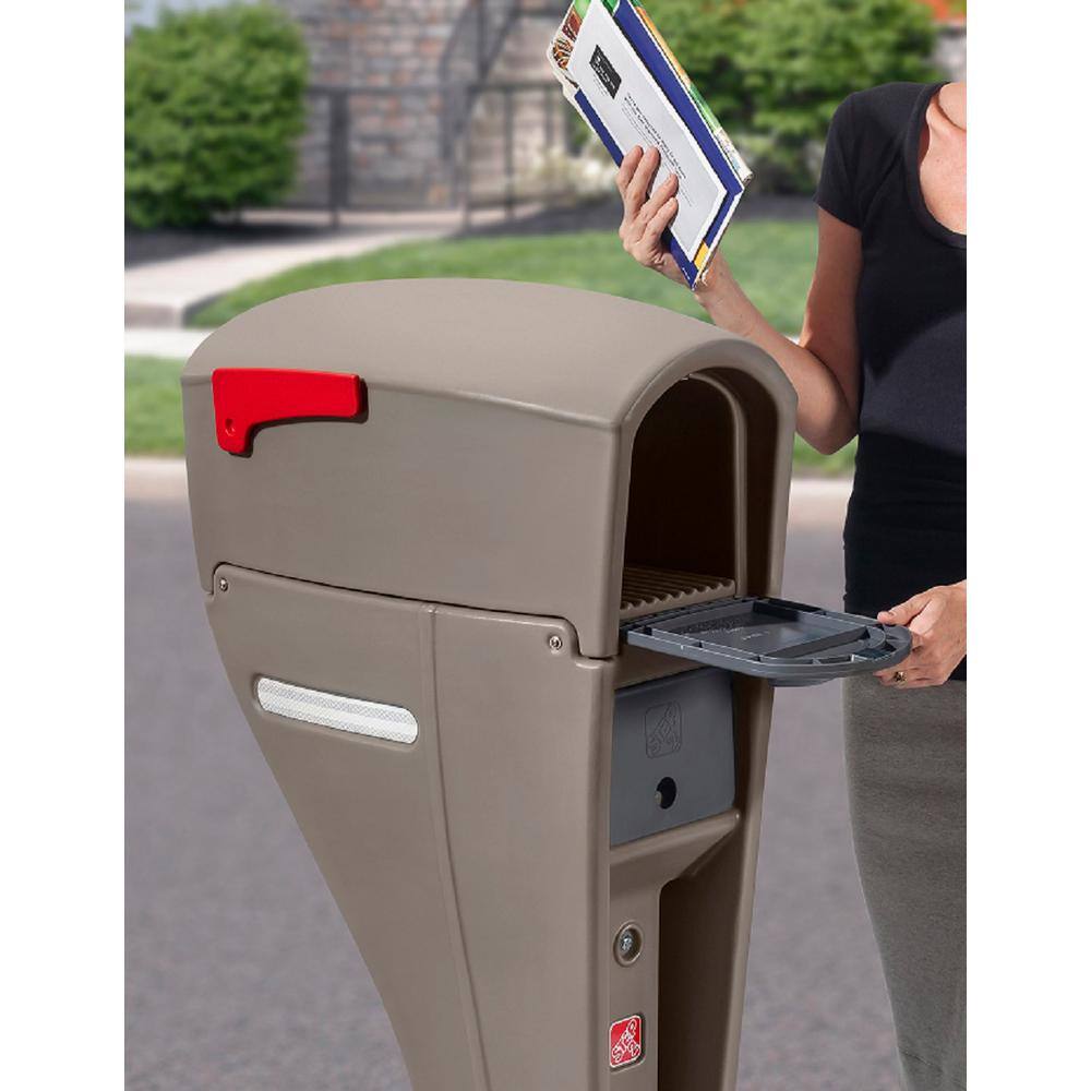 Step2 562900 MailMaster Streamline Large Resin Overpost Mailbox and Post Combo Mocha1