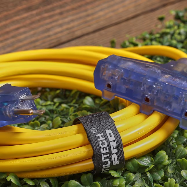 Utilitech UTP611825 Outdoor 25-ft 12 3 3 Prong Yellow Outdoor SJTW Heavy Duty Lighted Extension Cord7_11zon