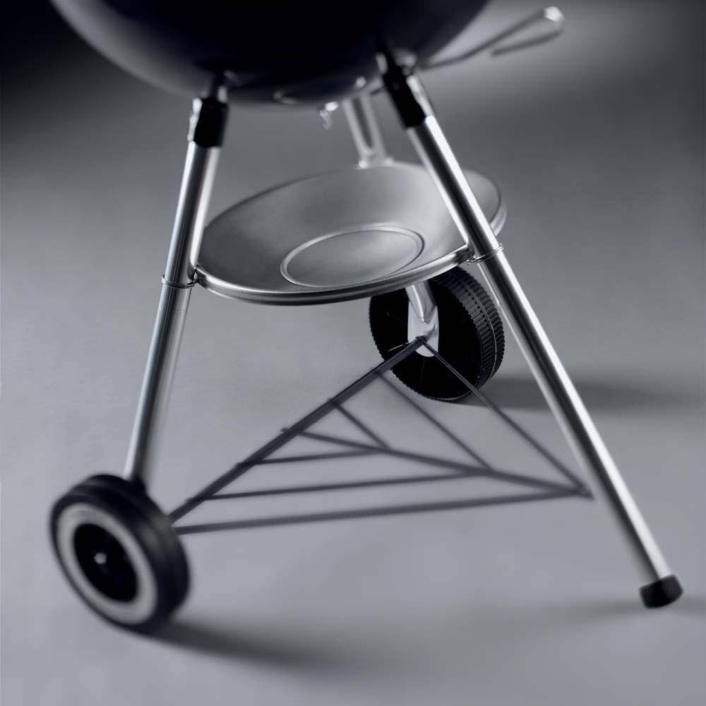 Weber 441001 Original Kettle 18 in. Charcoal Grill in Black4