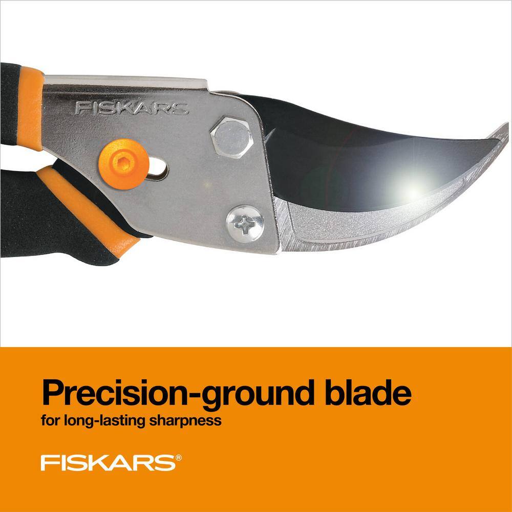 Fiskars 1067031 2-Piece Set with 5.5 in. Bypass Pruner and 9 in. Telescoping Hedge Shears4