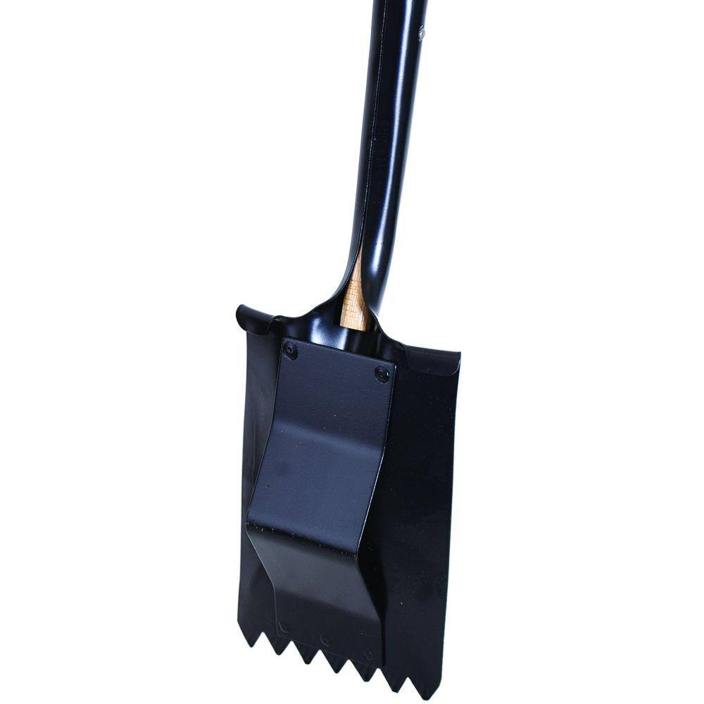 Razor-Back 46142 30 in. Wood D-Handle Roof Shovel1
