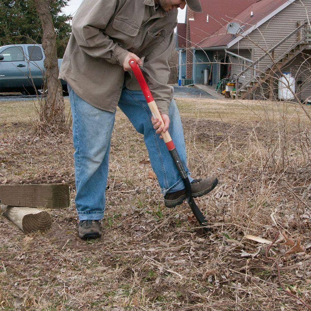 Razor-Back 48110 29 in. D-Handle Post Spade1