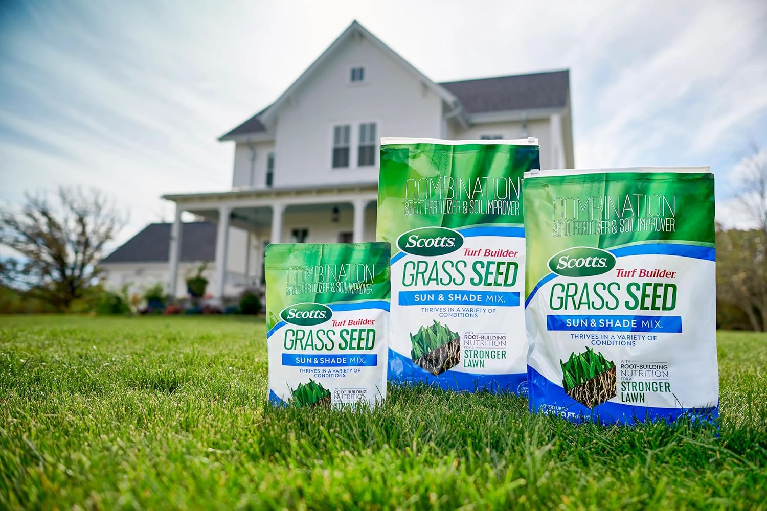 Scotts Turf Builder Grass Seed Sun and Shade Mix with Fertilizer and Soil Improver, Thrives in Many Conditions, 16 lbs.18