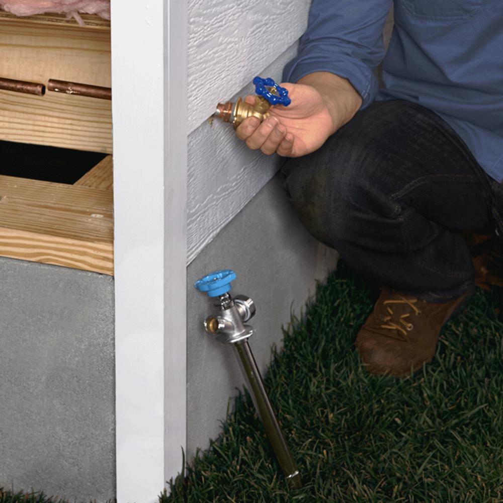 SharkBite 24628LF 1 2 in. Push-to-Connect x 3 4 in. MHT x 8 in. Brass Anti-Siphon Frost Free Sillcock Valve2