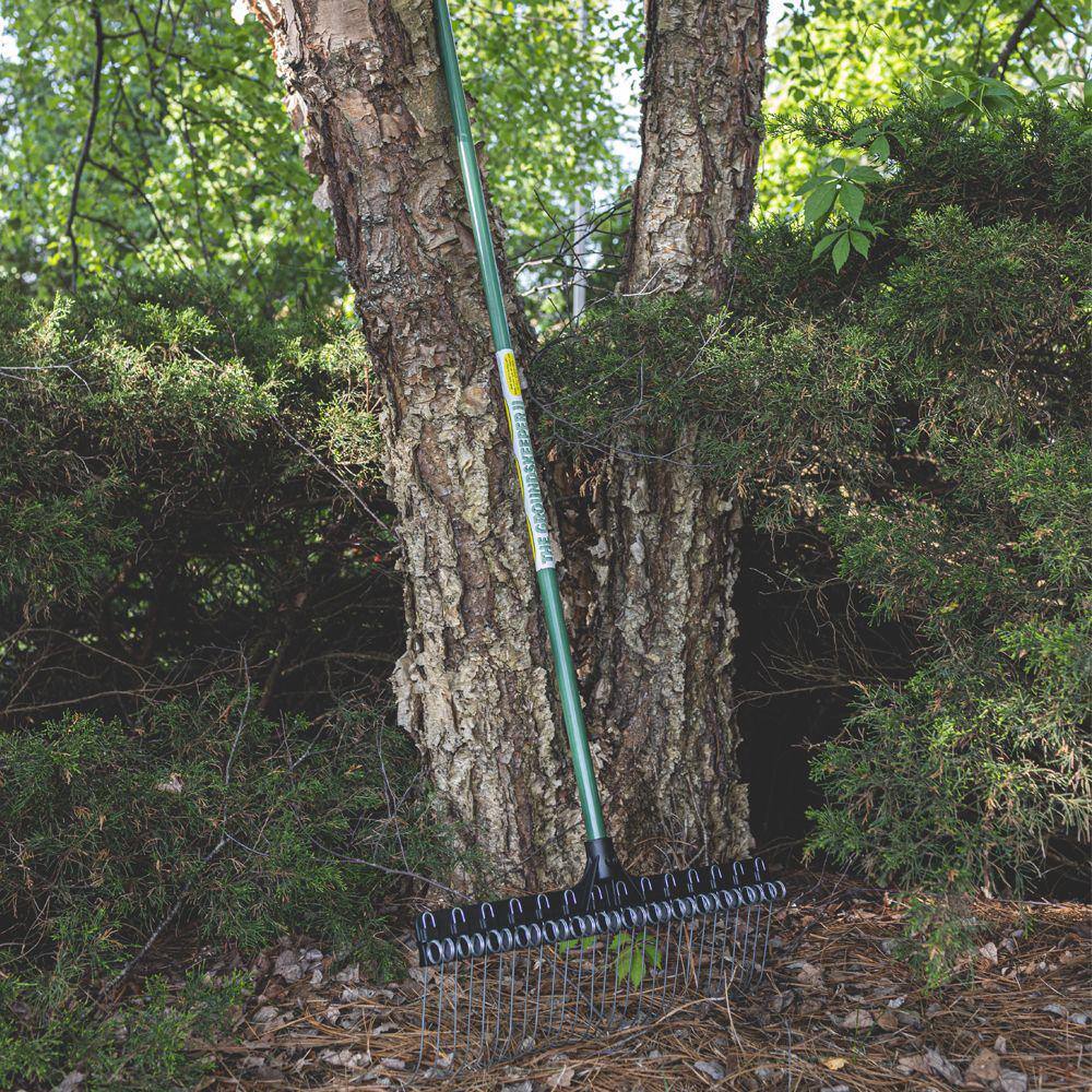 THE GROUNDSKEEPER II 55 in. Green Fiberglass Handle 21 in. Rake11