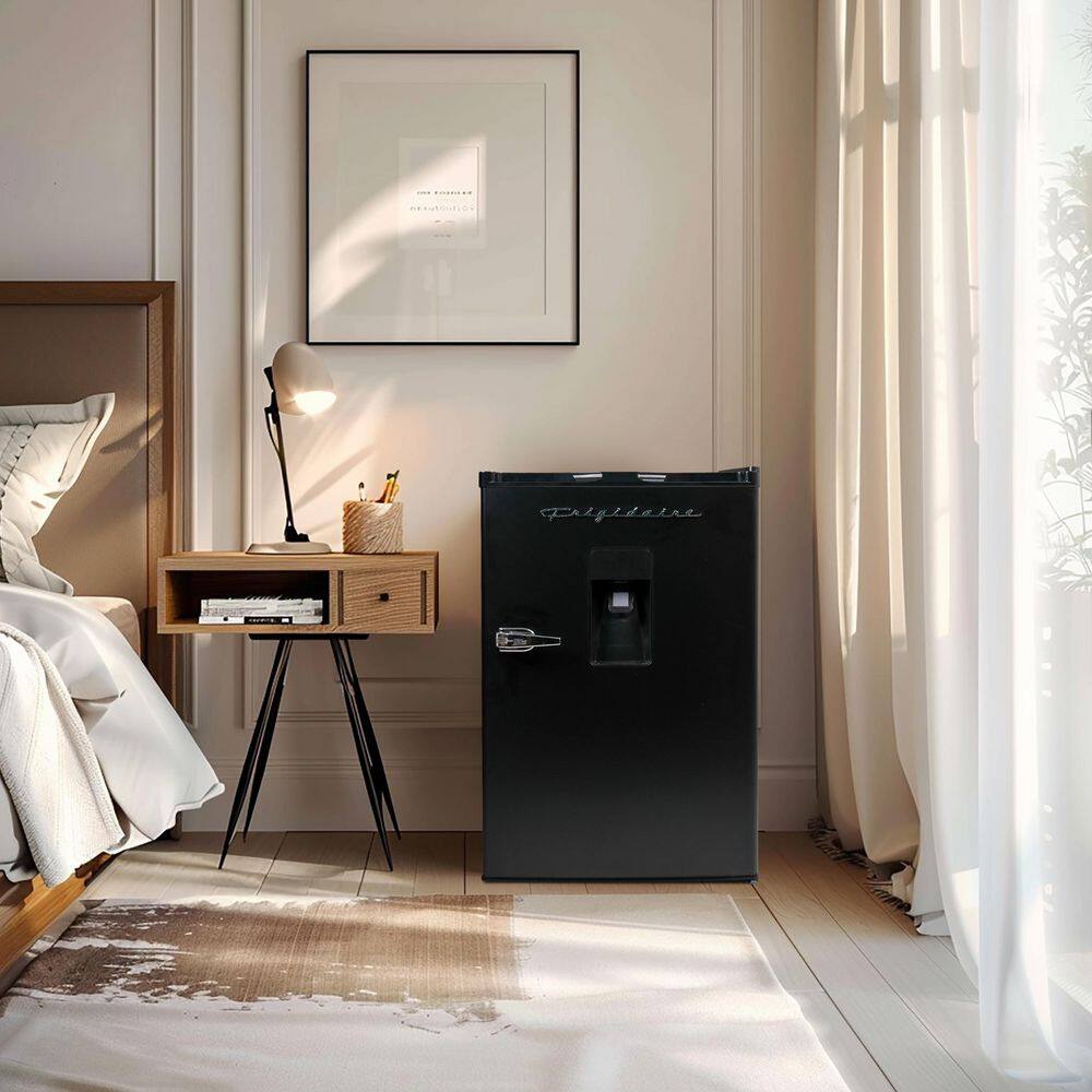 Frigidaire EFR494-BLACK 21.7 in. 4.5 cu. ft Retro Mini Refrigerator in Black with Built-in Water Dispenser12