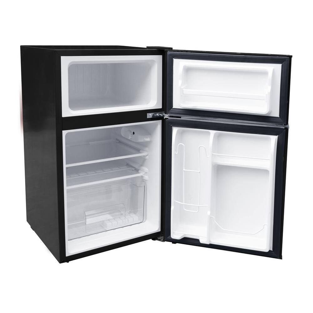 Magic Chef HMCR320BE Retro 3.2 Cu. Ft. 2 door Mini Fridge in Black6
