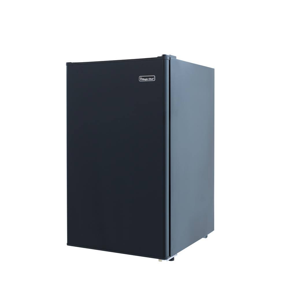 Magic Chef HMR440BE 4.4 cu. ft. Mini Fridge in Black5