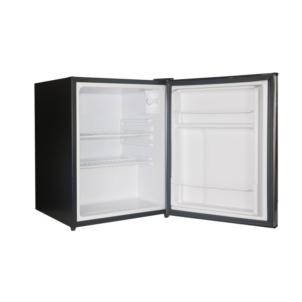 Magic Chef MCAR240SE2 2.4 cu. ft. Mini Fridge in Stainless Steel Freezerless4