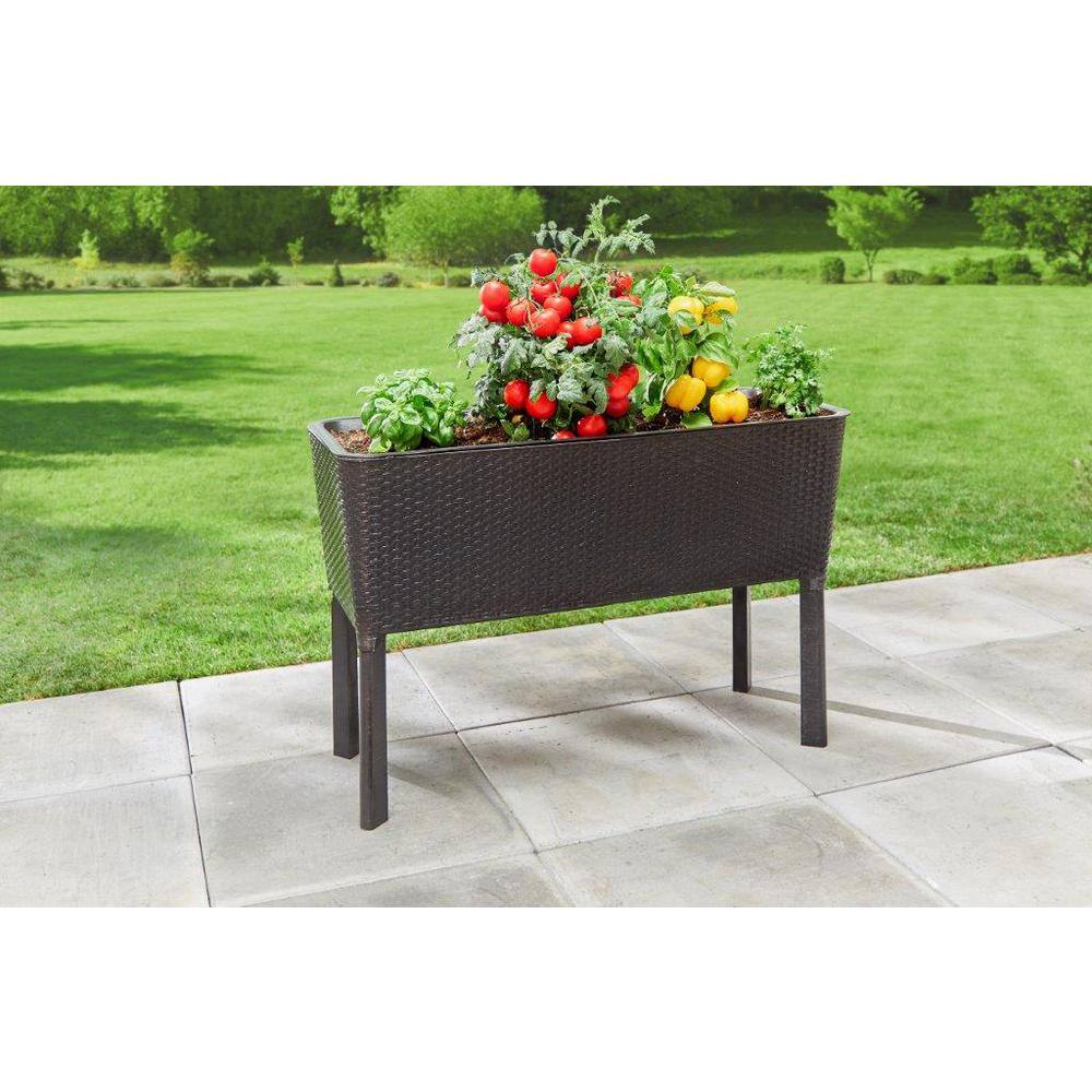 Vigoro 999-2201 44.5 in. W x 15.25 in. H Easy Grow Elevated Resin Garden Bed Large1