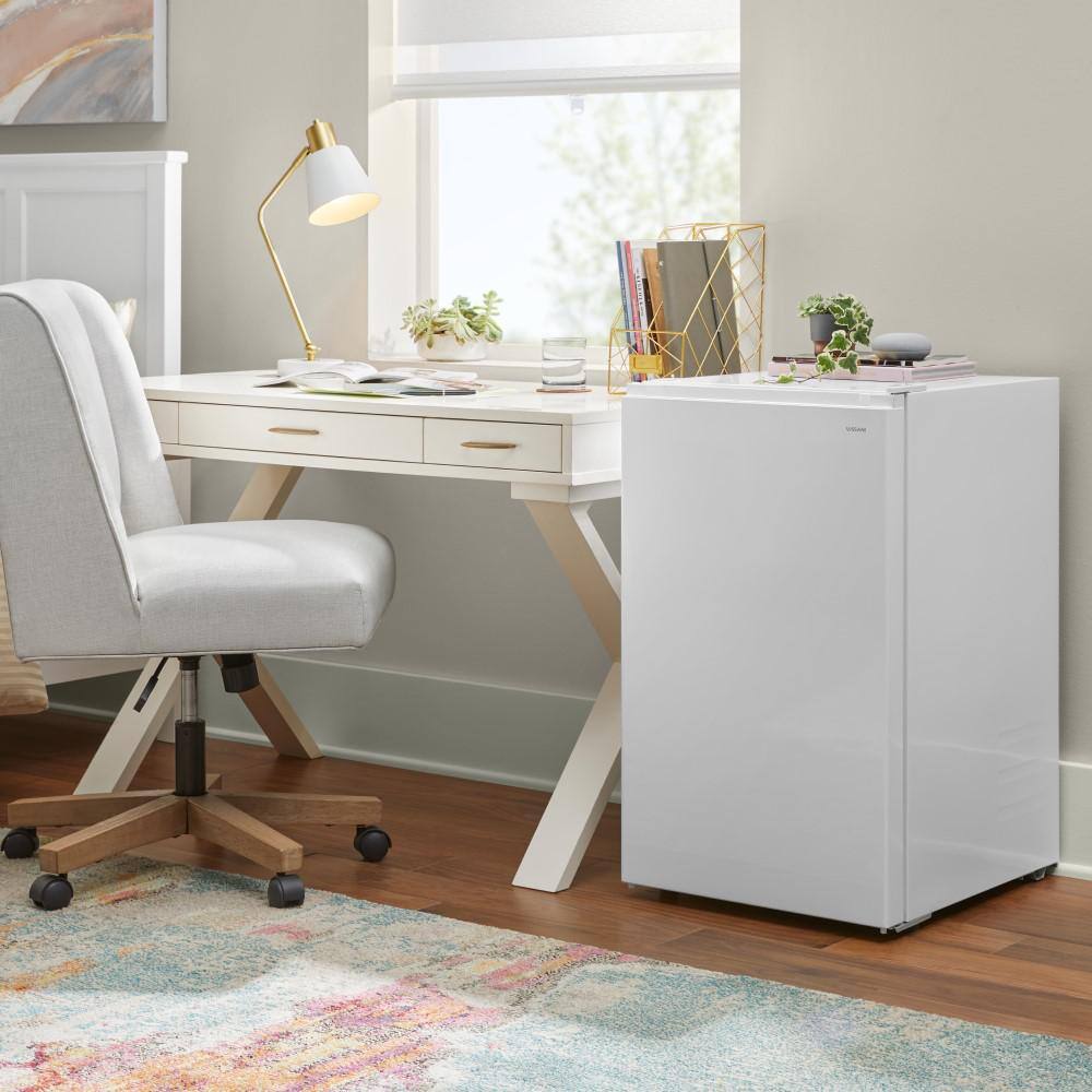 Vissani HVAR43GWE 4.3 cu. ft. Mini Refrigerator in White, ENERGY STAR4