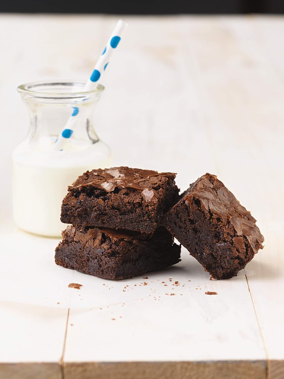 King Arthur, Gluten Free Fudge Brownie Mix, Gluten-Free, Non-GMO Project Verified, Certified Kosher, 17 Ounces (Pack of 6)8