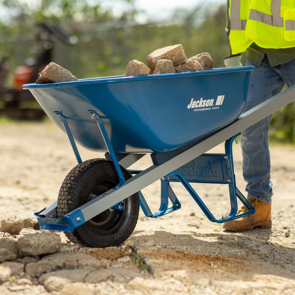 Jackson M6SFFKB 6 cu. ft. Heavy Gauge Seamless Steel Wheelbarrow with Steel Handles2
