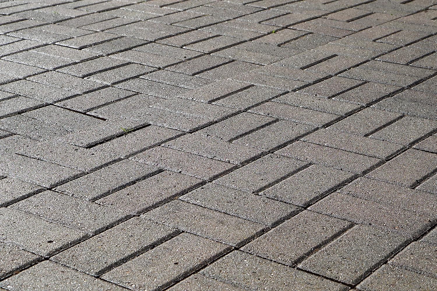 Low Gloss Patio Paver Sealer - Clear Water-Based Sealant for Patio Pavers & Natural Stone Surfaces - 2.5 - Gallon9