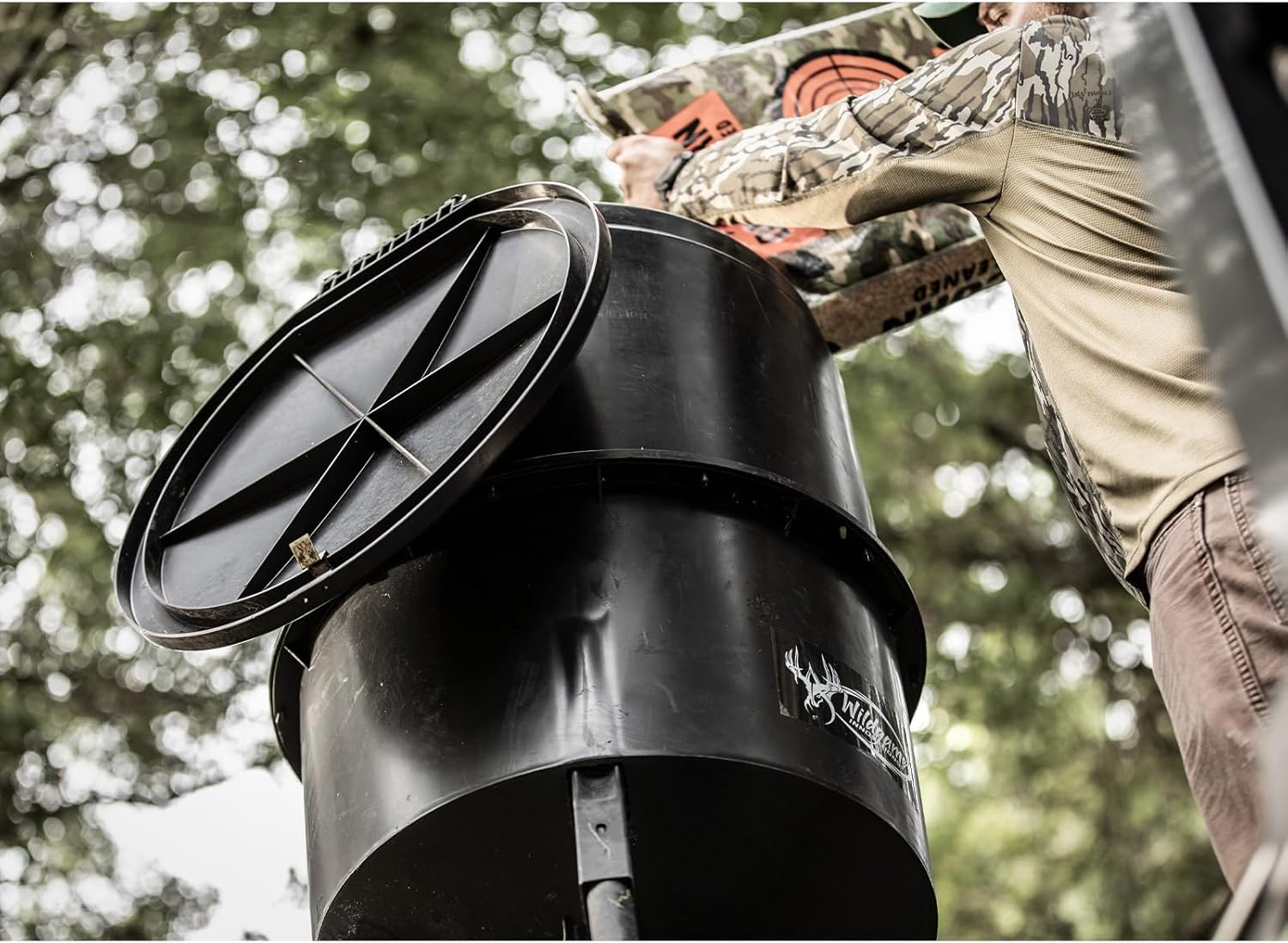WILDGAME INNOVATIONS Quick-Set 270 lb Game Feeder with Digital Timer Durable Tripod Corn Pellet Hunting Feeder with 1-4 Available Feed Times & 30-feet Radius8